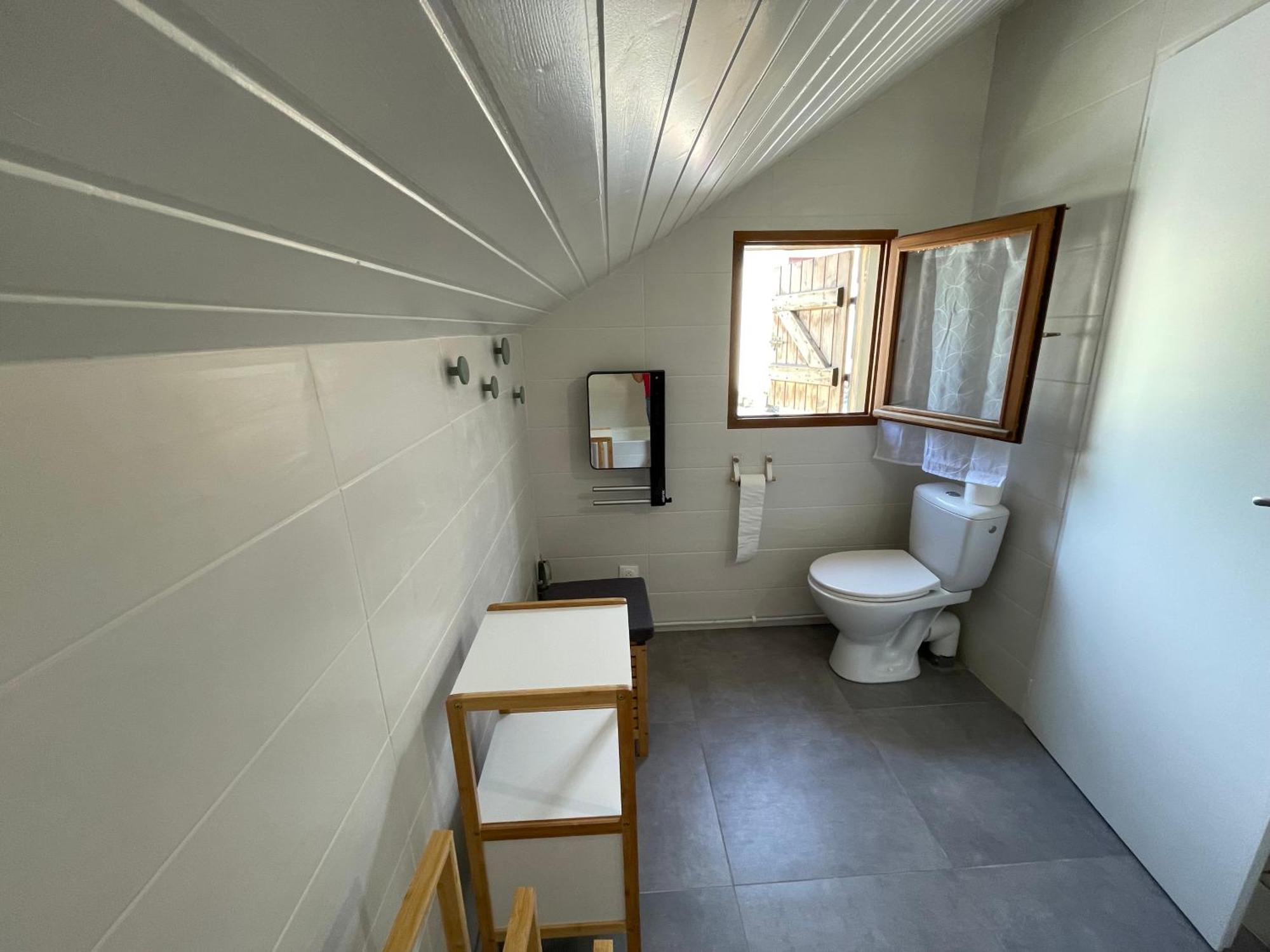לארונס Appartement Cocoon Avec Jardin Et Vue Montagne מראה חיצוני תמונה